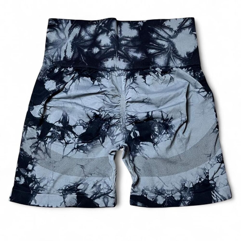 Women's Multi Shorts - Picture 2 of 4